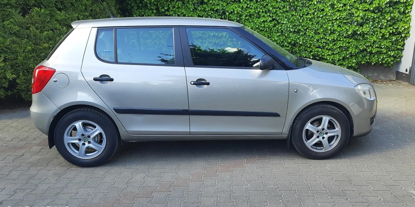 Skoda Fabia cena 20000 przebieg: 75836, rok produkcji 2009 z Mosina małe 67